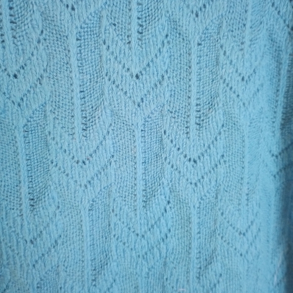 Vintage Pendleton Sweater size Large, 100% Wool - Picture 4 of 4